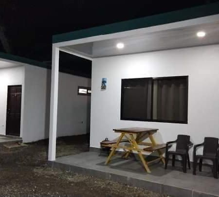 Bari Campings Resort Puerto Viejo de Talamanca Buitenkant foto
